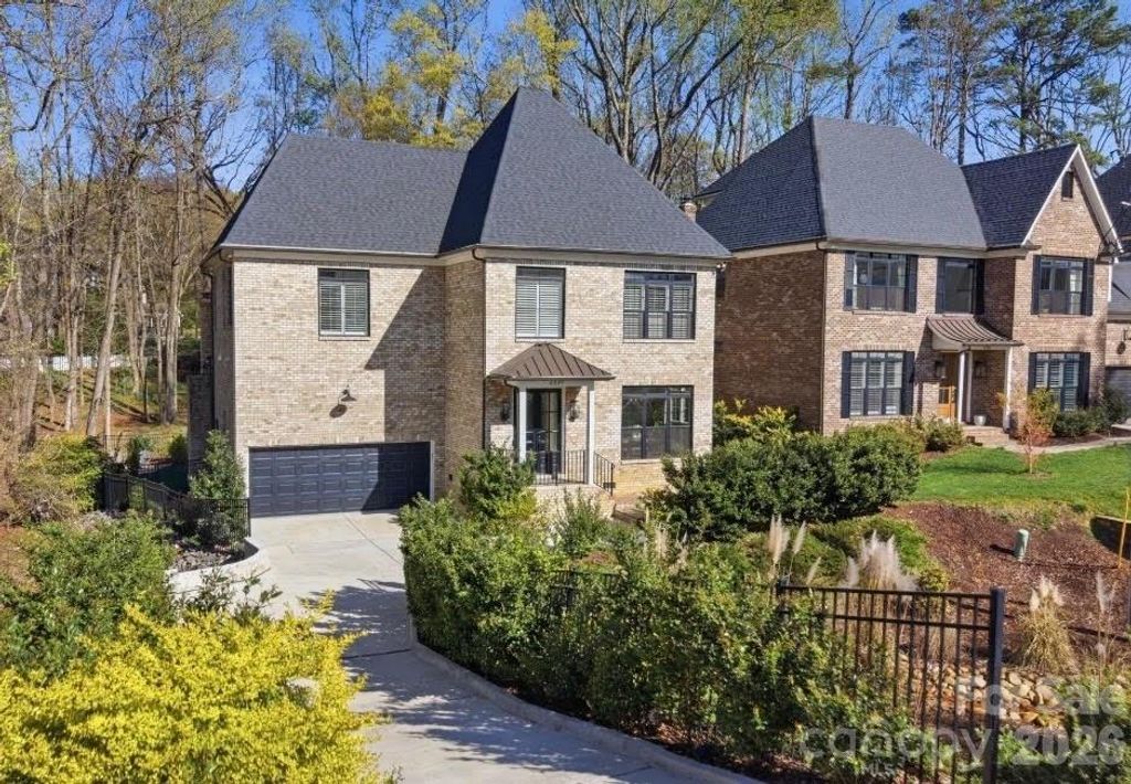 6517 Gardner Lane, Charlotte, NC 28270