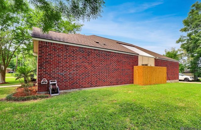 15441 Leverde Ave, Saint George, LA 70817
