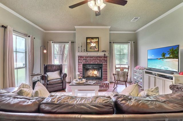 15441 Leverde Ave, Saint George, LA 70817
