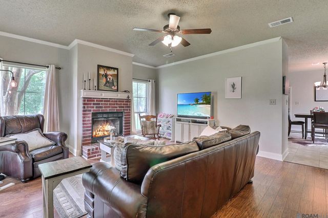 15441 Leverde Ave, Saint George, LA 70817