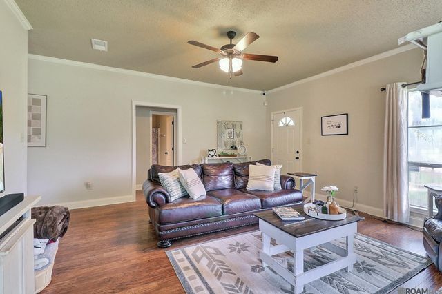 15441 Leverde Ave, Saint George, LA 70817