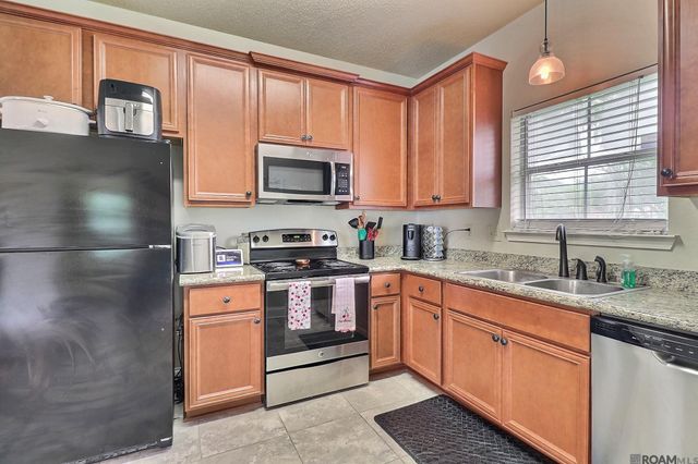 15441 Leverde Ave, Saint George, LA 70817