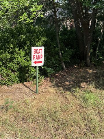 136 County Road 1736, Chico, TX 76431