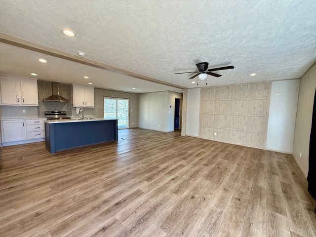 136 County Road 1736, Chico, TX 76431