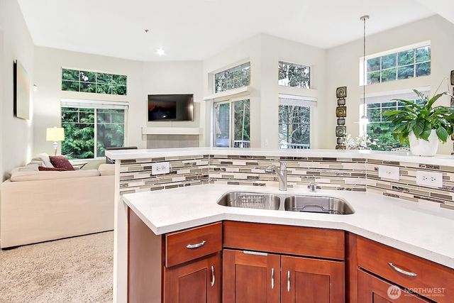 5921 S 234th Place, Kent, WA 98032