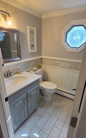 145 Staples Shore Rd, Lakeville, MA 02347