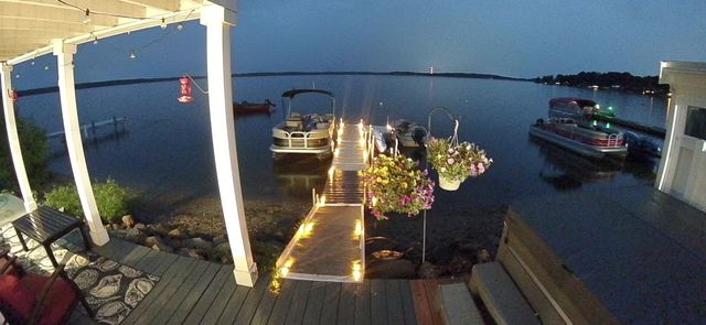 145 Staples Shore Rd, Lakeville, MA 02347