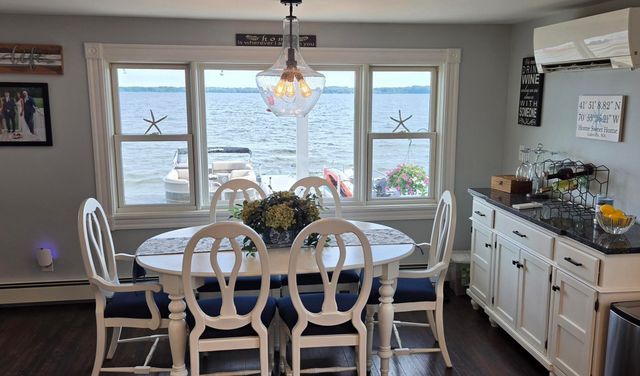 145 Staples Shore Rd, Lakeville, MA 02347