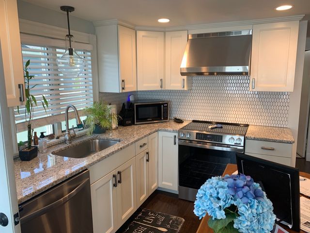 145 Staples Shore Rd, Lakeville, MA 02347