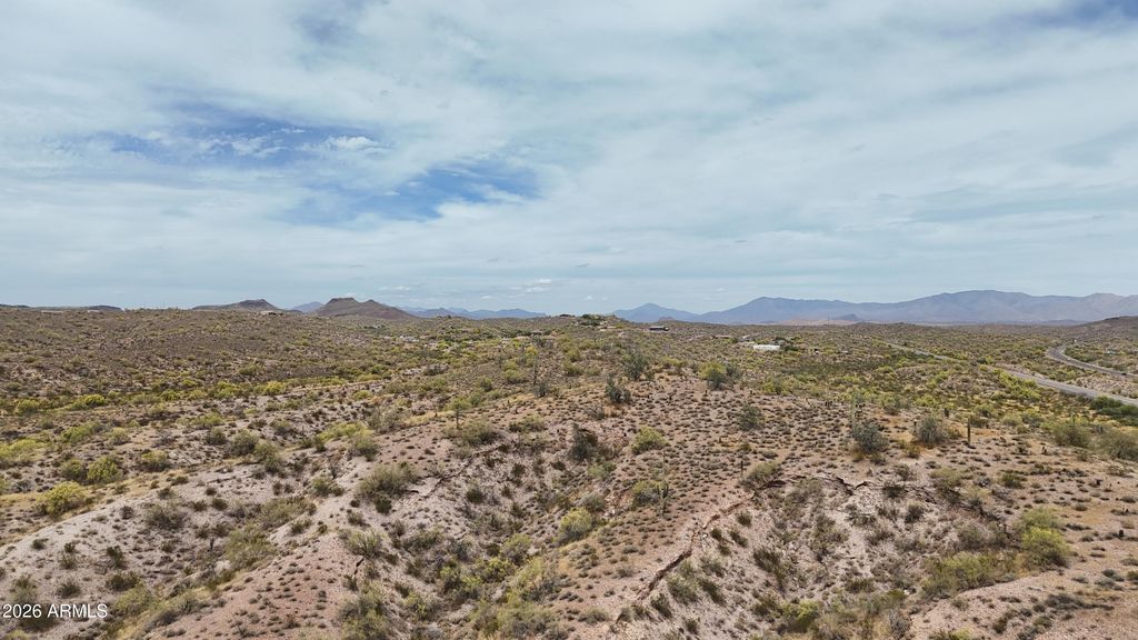 Image 11 of property listing at 2-A N Goldfield Road 2-A, Fort Mcdowell, AZ 85264