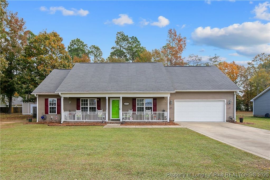245 Apple Tree Circle, Raeford, NC 28376