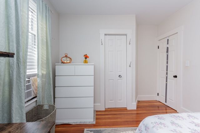 44 Slocum St, Acushnet, MA 02743