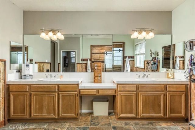 31982 Genoa, Winchester, CA 92596