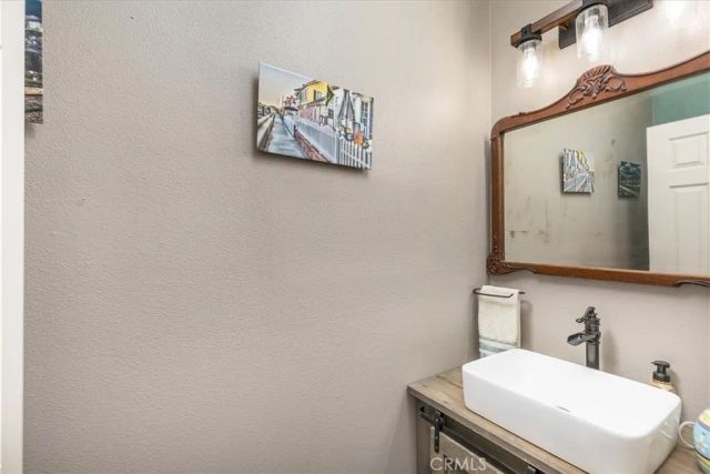 31982 Genoa, Winchester, CA 92596