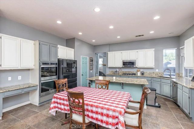 31982 Genoa, Winchester, CA 92596