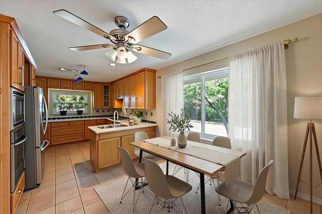 1919 Creek Wood Drive, Arlington, TX 76006