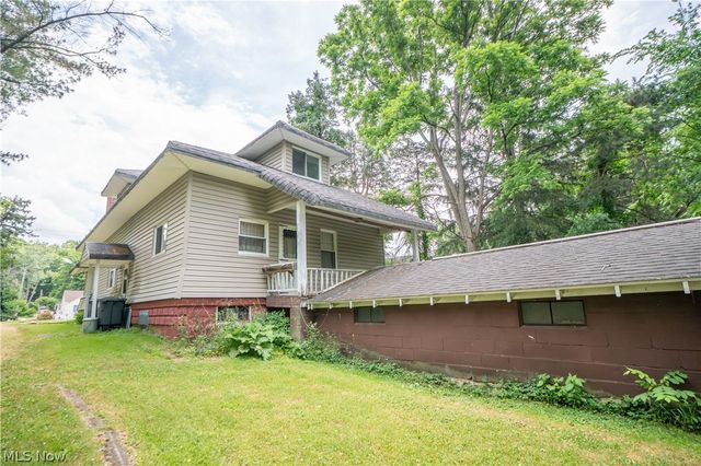 522 Massillon Road, Akron, OH 44306