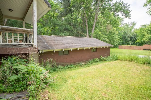 522 Massillon Road, Akron, OH 44306