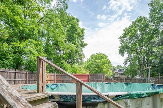 522 Massillon Road, Akron, OH 44306