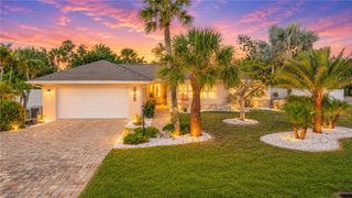 9428 Moonlight DR, Sanibel, FL 33957