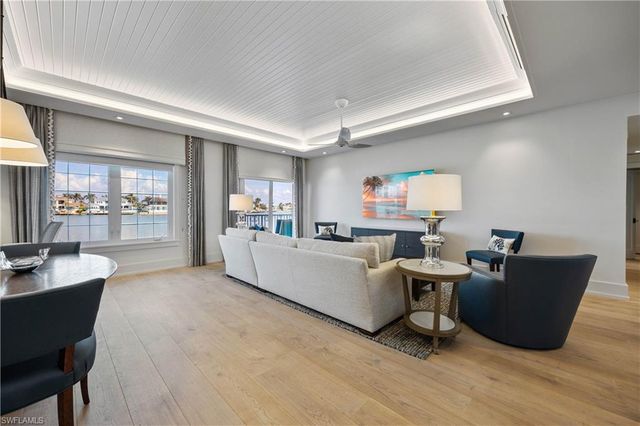 4000 Gulf Shore BLVD N # 500, Naples, FL 34103