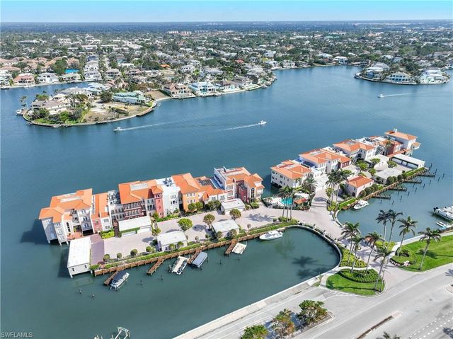 4000 Gulf Shore BLVD N # 500, Naples, FL 34103