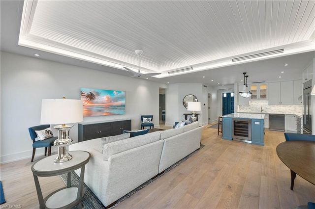 4000 Gulf Shore BLVD N # 500, Naples, FL 34103