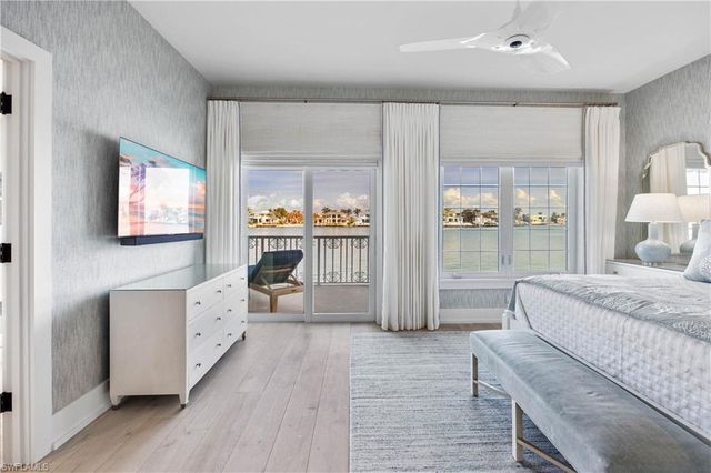 4000 Gulf Shore BLVD N # 500, Naples, FL 34103