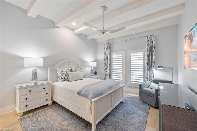 4000 Gulf Shore BLVD N # 500, Naples, FL 34103