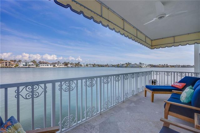 4000 Gulf Shore BLVD N # 500, Naples, FL 34103