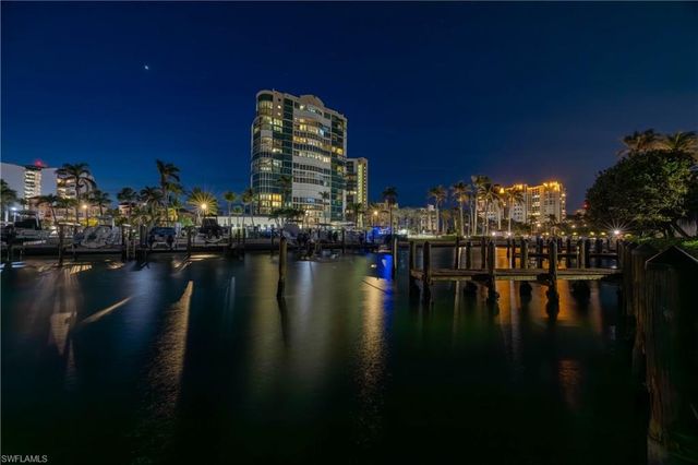 4000 Gulf Shore BLVD N # 500, Naples, FL 34103