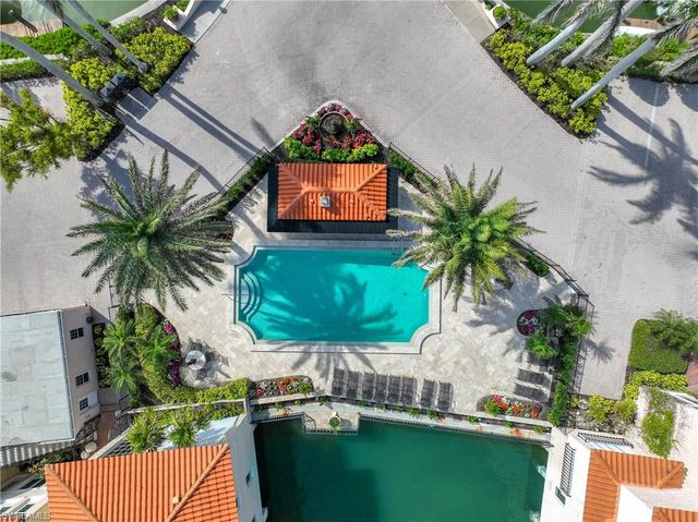 4000 Gulf Shore BLVD N # 500, Naples, FL 34103
