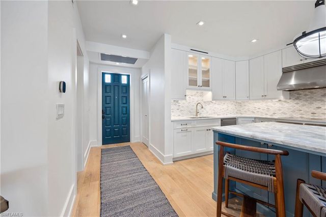 4000 Gulf Shore BLVD N # 500, Naples, FL 34103