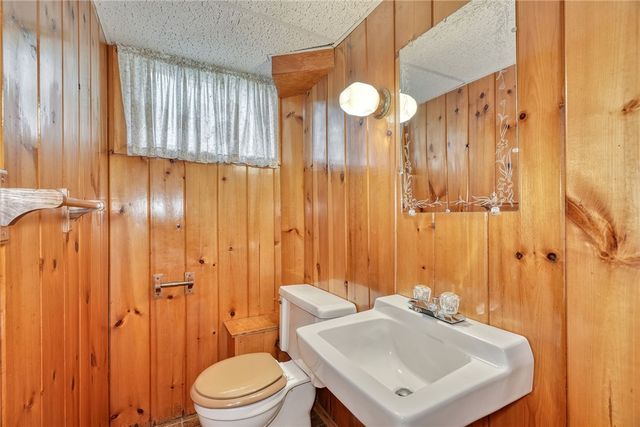 240 Basket Road, Webster, NY 14580