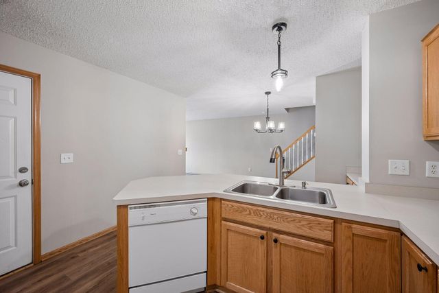 6286 Maclynn Avenue NE, Otsego, MN 55301