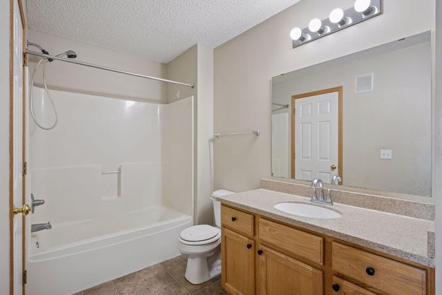 6286 Maclynn Avenue NE, Otsego, MN 55301