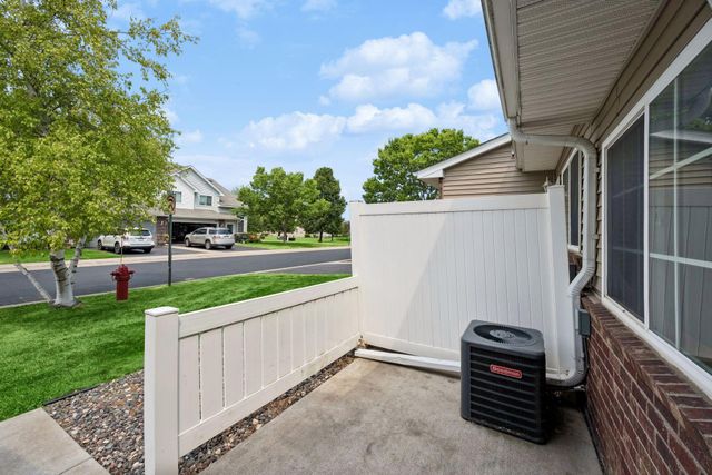 6286 Maclynn Avenue NE, Otsego, MN 55301