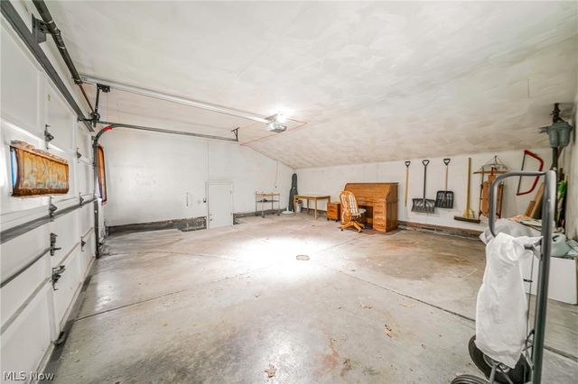 1207 Cordova Road, Mayfield Heights, OH 44124