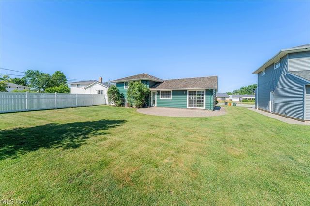 1207 Cordova Road, Mayfield Heights, OH 44124