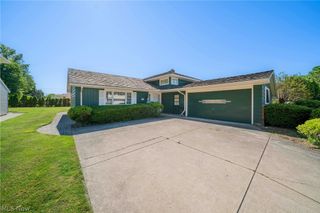 1207 Cordova Road, Mayfield Heights, OH 44124