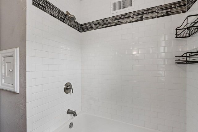3132 N 49th STREET, Milwaukee, WI 53216