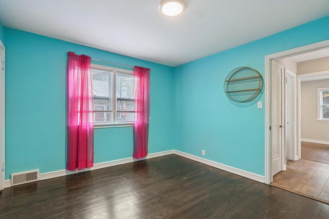 3132 N 49th STREET, Milwaukee, WI 53216