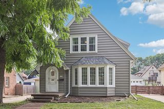 3132 N 49th STREET, Milwaukee, WI 53216