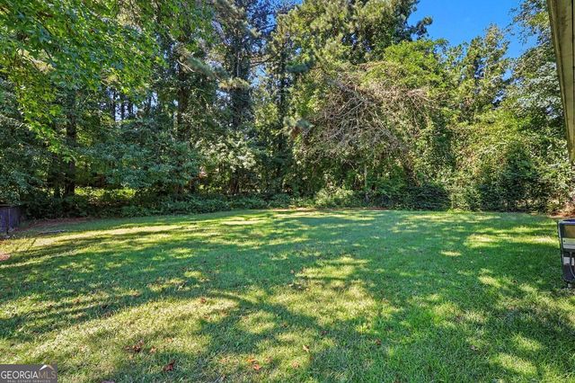 2810 FOXLAIR Trail, South Fulton, GA 30349