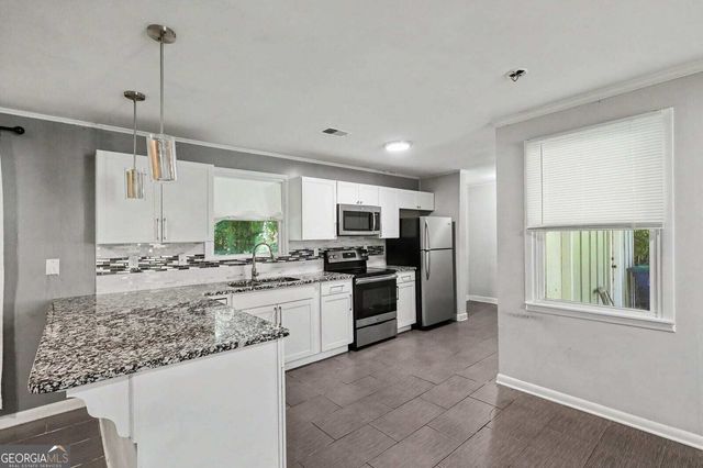 2810 FOXLAIR Trail, South Fulton, GA 30349