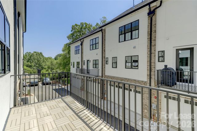 1107 Parkside Greenway Drive, Charlotte, NC 28209