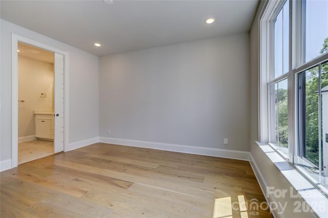 1107 Parkside Greenway Drive, Charlotte, NC 28209