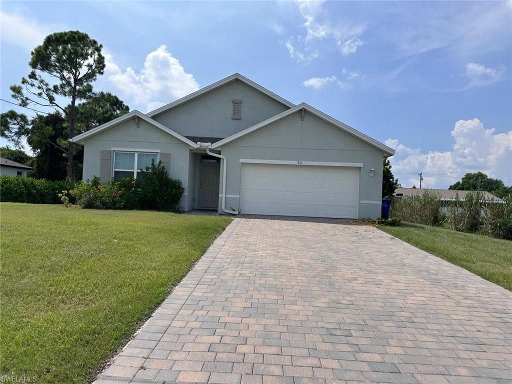 911 Unice AVE N, LEHIGH ACRES, FL 33971 — photo 2