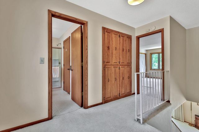 8286 Kingslee Road, Bloomington, MN 55438
