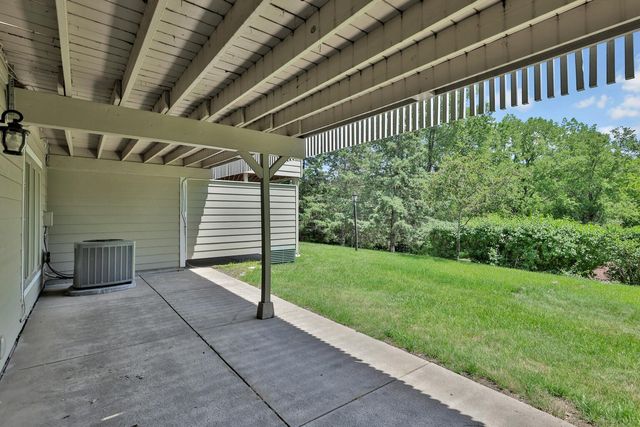 8286 Kingslee Road, Bloomington, MN 55438